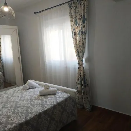 Meteora Rocks 1 公寓 *